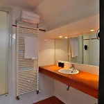 Hotel L'ermitage 3*